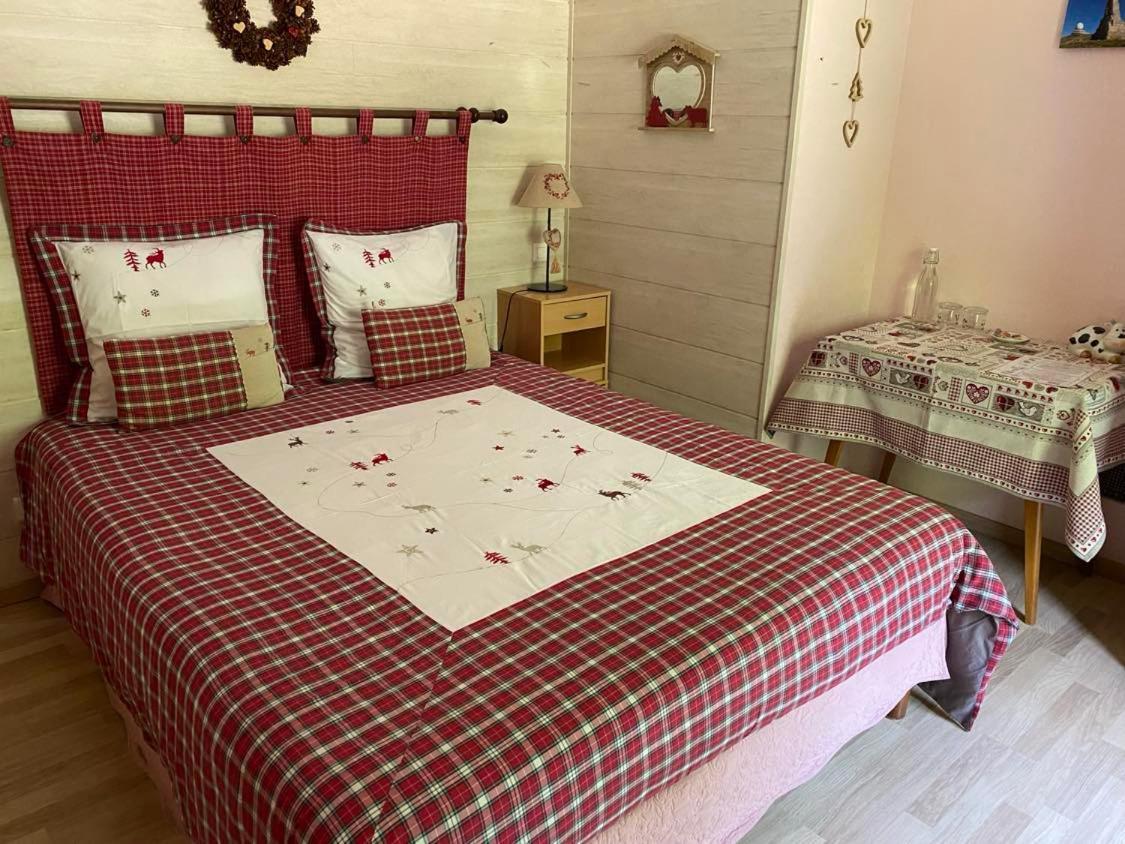Chambres D'Hotes Des Cascades St-Nicolas Kruth المظهر الخارجي الصورة